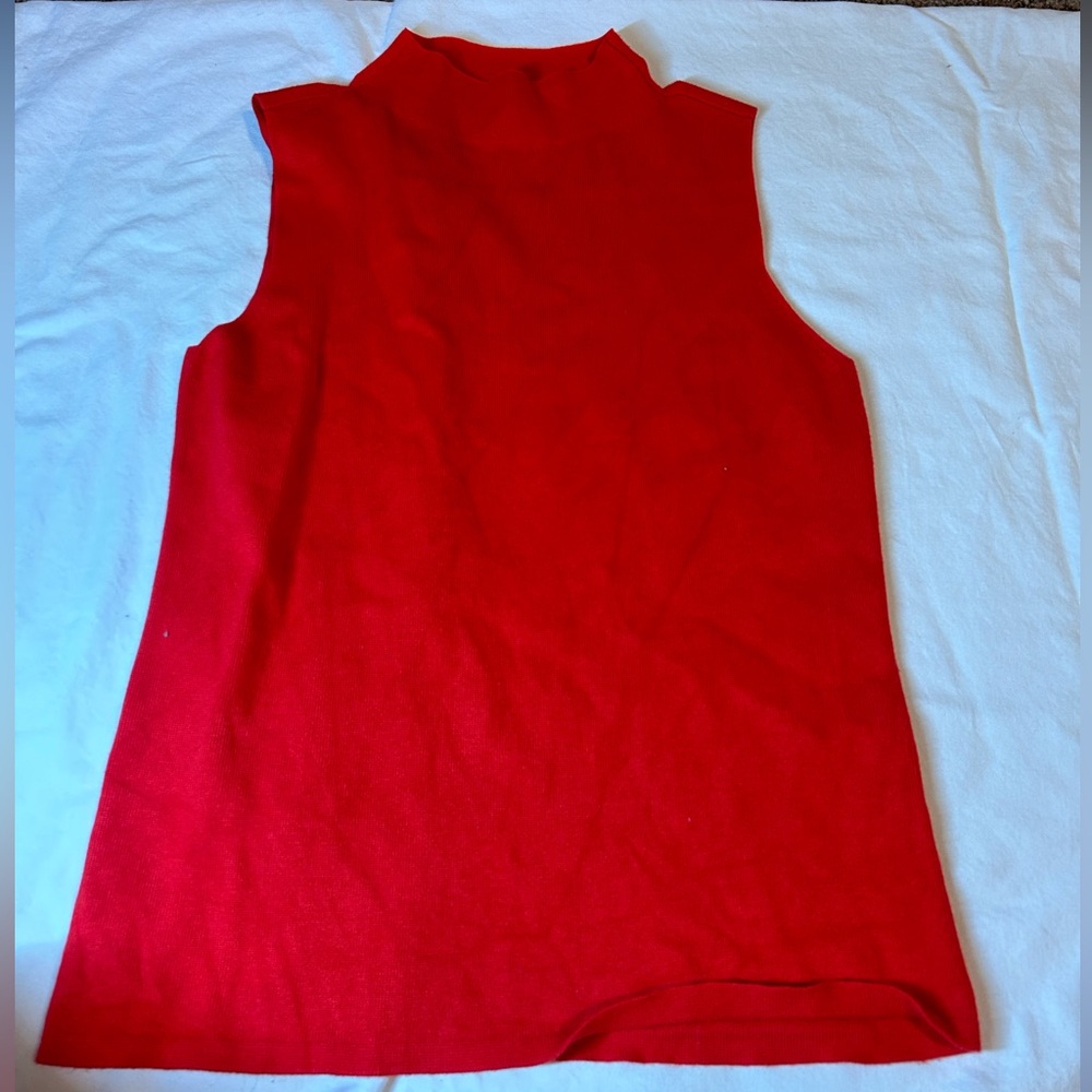 red work top